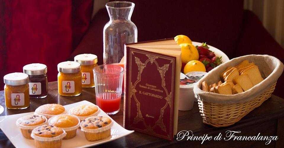 Principe Di Francalanza Acomodação com café da manhã Catânia Exterior foto